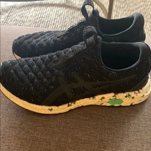 Asics running / lifestyle shoes